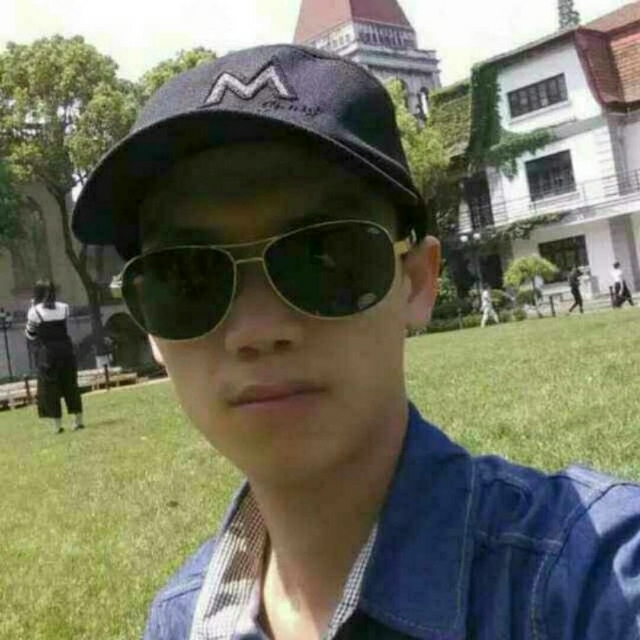 龙小华的第一张照片--嘉兴蓝颜知己交友网