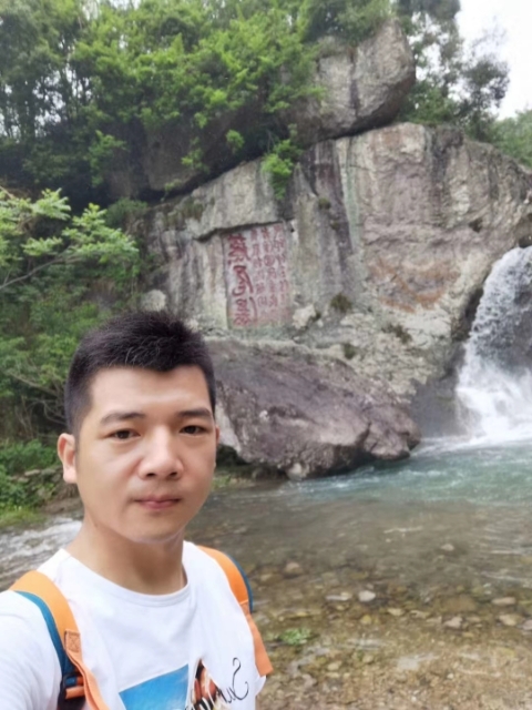 愿得一人心的第一张照片--嘉兴蓝颜知己交友网